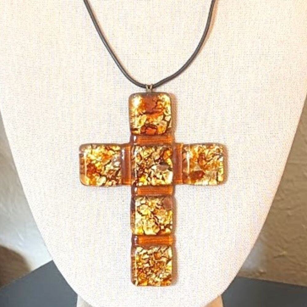 Murano Cross -- Signed Vetro Artistico With Artist's Signature Vetreria Accaeffe